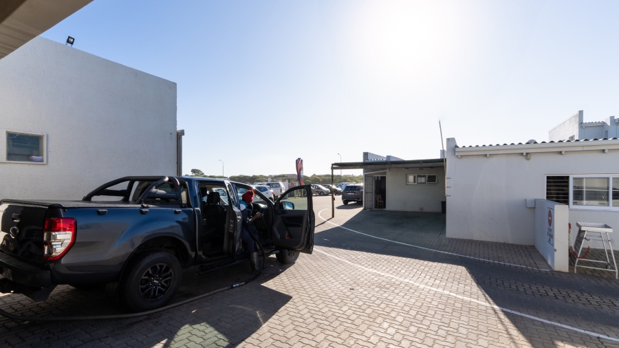 Commercial Property for Sale in Struisbaai Western Cape